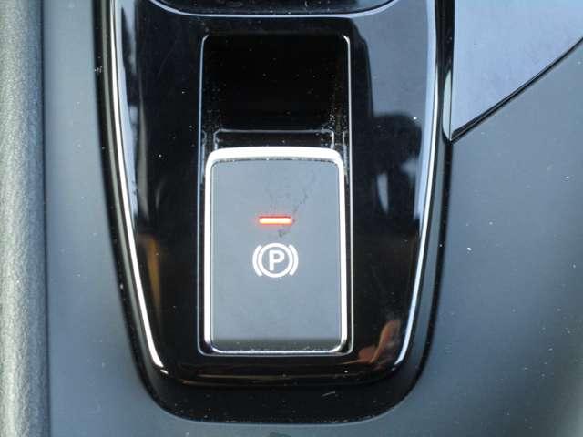 ノート １．２　Ｘ　ナビ＆バックカメラ・ＥＴＣ・ドラレコ　全方位モニタ　地デジフルセグＴＶ　運転席エアバック　ＬＫＡ　オートＬＥＤ　インテリジェントキ　メモリ－ナビ　ＬＥＤヘッドランプ　ＥＴＣ　セキュリティー　Ｂモニター（19枚目）