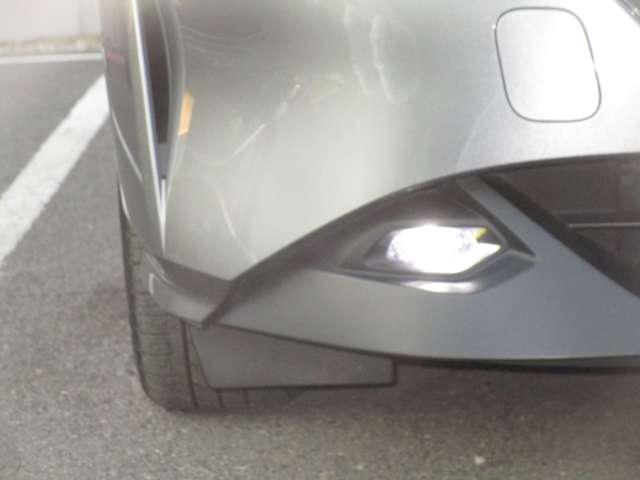 ノート １．２　Ｘ　ナビ＆バックカメラ・ＥＴＣ・ドラレコ　全方位モニタ　地デジフルセグＴＶ　運転席エアバック　ＬＫＡ　オートＬＥＤ　インテリジェントキ　メモリ－ナビ　ＬＥＤヘッドランプ　ＥＴＣ　セキュリティー　Ｂモニター（34枚目）