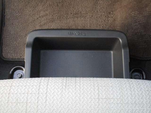 デイズ ６６０　Ｘ　１オーナ　カーナビ　オートエアコン　エアバック　パワーウインドウ　記録簿　ＰＳ　メモリーナビ　アルミホイル　ＡＢＳ（17枚目）