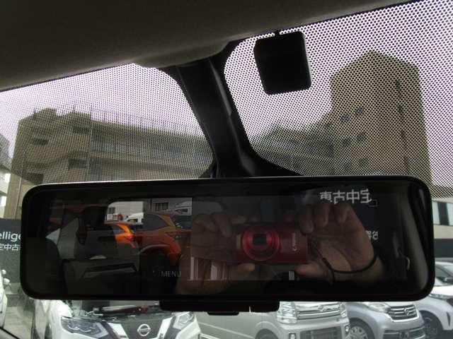 セレナ １．２　ｅ－ＰＯＷＥＲ　ハイウェイスター　Ｖ　キーレスエントリ　レーダークルーズＣ　衝突軽減ブレーキシステム　スマートキーＰスタート　１オーナ　３列シート　車線逸脱　ＥＴＣ　ウォークスルー　ドライブレコーダー　記録簿付き　バックカメラ　メモリナビ（8枚目）