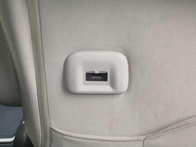 セレナ １．２　ｅ－ＰＯＷＥＲ　ハイウェイスター　Ｖ　キーレスエントリ　レーダークルーズＣ　衝突軽減ブレーキシステム　スマートキーＰスタート　１オーナ　３列シート　車線逸脱　ＥＴＣ　ウォークスルー　ドライブレコーダー　記録簿付き　バックカメラ　メモリナビ（29枚目）