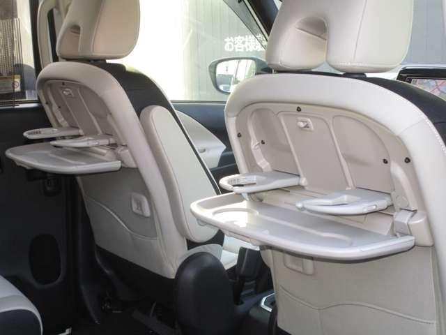 セレナ １．２　ｅ－ＰＯＷＥＲ　ハイウェイスター　Ｖ　キーレスエントリ　衝突軽減ブレーキシステム　１オーナ　３列シート　車線逸脱　ウォークスルー　オートエアコン　イモビライザー　アイドリングストップ　ＡＷ　サイドエアバッグ　ＡＢＳ　助手席エアバッグ（26枚目）