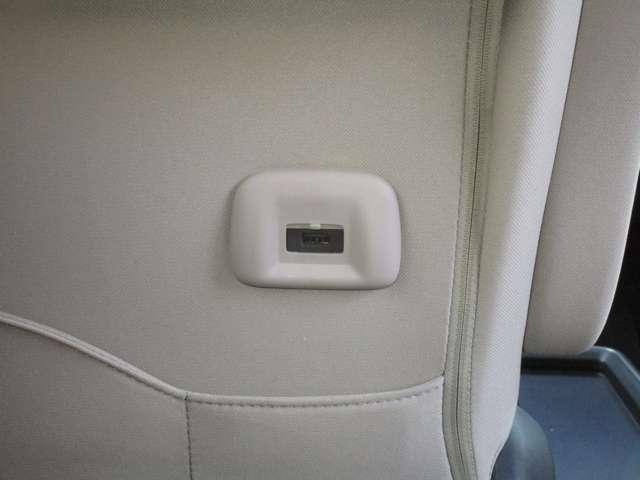 セレナ １．２　ｅ－ＰＯＷＥＲ　ハイウェイスター　Ｖ　キーレスエントリ　衝突軽減ブレーキシステム　１オーナ　３列シート　車線逸脱　ウォークスルー　オートエアコン　イモビライザー　アイドリングストップ　ＡＷ　サイドエアバッグ　ＡＢＳ　助手席エアバッグ（27枚目）