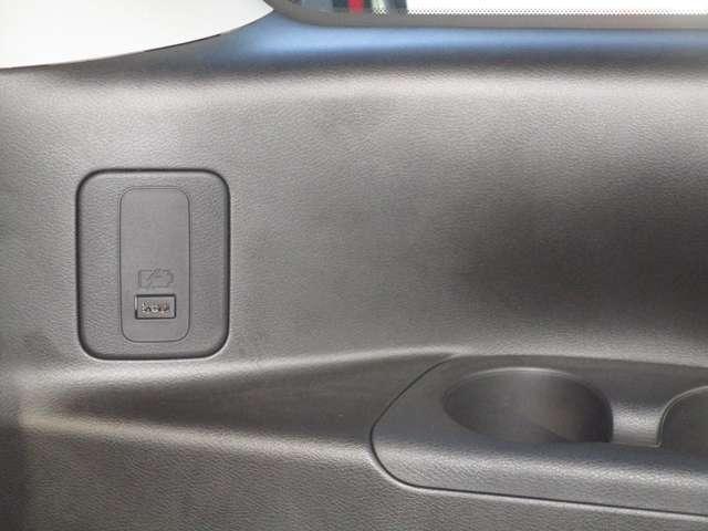 セレナ １．２　ｅ－ＰＯＷＥＲ　ハイウェイスター　Ｖ　キーレスエントリ　衝突軽減ブレーキシステム　１オーナ　３列シート　車線逸脱　ウォークスルー　オートエアコン　イモビライザー　アイドリングストップ　ＡＷ　サイドエアバッグ　ＡＢＳ　助手席エアバッグ（34枚目）