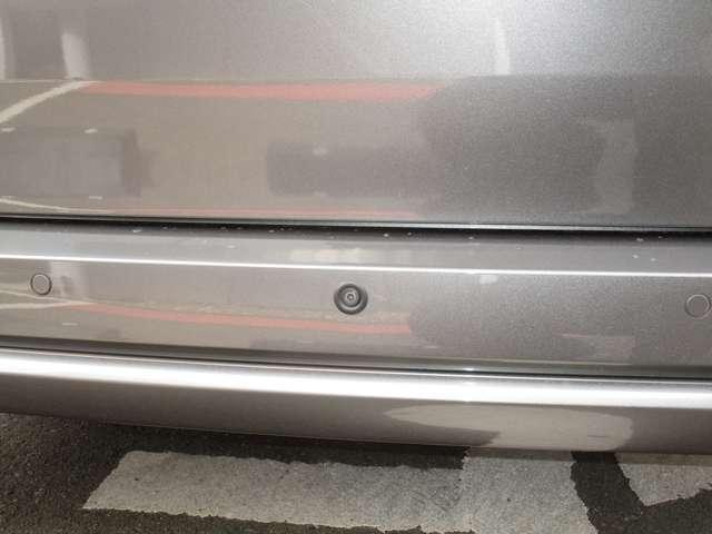 セレナ 2.0 ハイウェイスター V MM521DーLナビゲーション&アラウンドビュ ハイビームアシスト クルコン LEDランプ サイドエアバッグ アルミ 三列シート ワンオーナー エアバッグ LDP キーフリー ETC ナビTV ABS(10枚目)