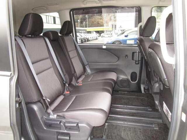 セレナ 2.0 ハイウェイスター V MM521DーLナビゲーション&アラウンドビュ ハイビームアシスト クルコン LEDランプ サイドエアバッグ アルミ 三列シート ワンオーナー エアバッグ LDP キーフリー ETC ナビTV ABS(23枚目)