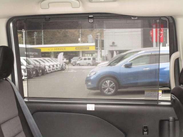 セレナ 2.0 ハイウェイスター V MM521DーLナビゲーション&アラウンドビュ ハイビームアシスト クルコン LEDランプ サイドエアバッグ アルミ 三列シート ワンオーナー エアバッグ LDP キーフリー ETC ナビTV ABS(24枚目)