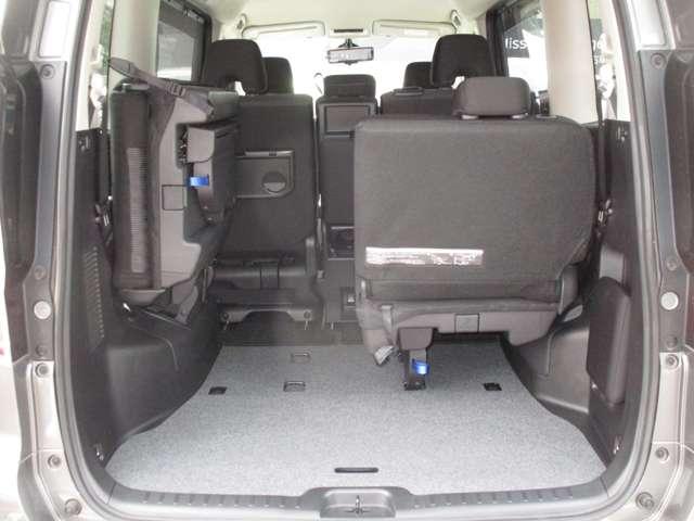 セレナ 2.0 ハイウェイスター V MM521DーLナビゲーション&アラウンドビュ ハイビームアシスト クルコン LEDランプ サイドエアバッグ アルミ 三列シート ワンオーナー エアバッグ LDP キーフリー ETC ナビTV ABS(38枚目)