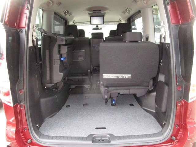 セレナ ２．０　ハイウェイスター　Ｖ　ＭＭ５２１ＤーＬナビゲーション＆バックビューモ　カーナビ　ハイビームアシスト　レーダーＣ　アルミ　三列シート　ワンオーナー　エアバッグ　ＬＤＰ　キーフリー　パワーウインドウ　点検記録簿　盗難防止装置（37枚目）