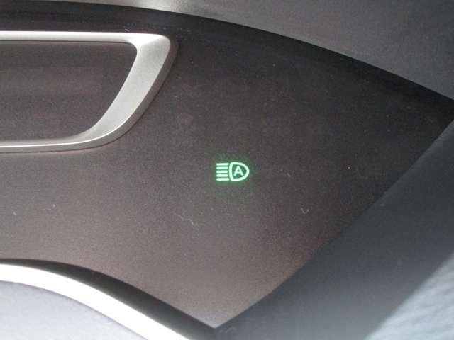 セレナ ２．０　ハイウェイスター　Ｖ　ＭＭ５２１ＤーＬナビゲーション＆バックビューモ　カーナビ　ハイビームアシスト　レーダーＣ　アルミ　三列シート　ワンオーナー　エアバッグ　ＬＤＰ　キーフリー　パワーウインドウ　点検記録簿　盗難防止装置（44枚目）