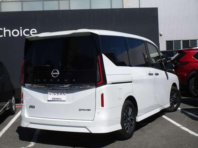 セレナ １．４　ｅ－ＰＯＷＥＲ　ハイウェイスターＶ　試乗車　フルオートエアコン　ＡＢＳ　アルミホイール　記録簿　アイドリングストップ　パワーウィンドウ　メモリーナビ　アラウンドビューモニター　ＥＴＣ２．０　ドラレコ　プロパイロット　ＳＯＳコール（2枚目）