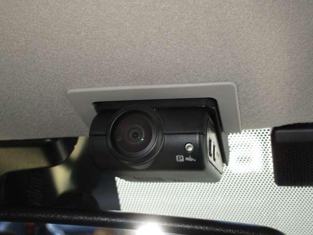 デイズ ６６０　Ｘ　１オーナ　カーナビ　オートエアコン　エアバック　パワーウインドウ　記録簿　ＰＳ　メモリーナビ　アルミホイル　ＡＢＳ（9枚目）