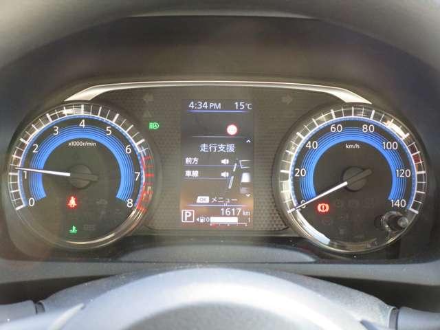 デイズ ６６０　Ｘ　試乗車　ナビ＆ＡＶＭ・ＥＴＣ・ドラレコ　ドライブレコーダ　ハイビームＡ　全周囲Ｍ　衝突軽減ブレ－キ　Ｂカメ　車線逸脱警報装置　地デジ　ワンオ－ナ－車　ｉ－ｓｔｏｐ　ＬＥＤライト　助手席エアバック　禁煙（6枚目）
