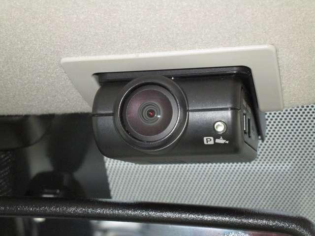 デイズ ６６０　Ｘ　試乗車　ナビ＆ＡＶＭ・ＥＴＣ・ドラレコ　ドライブレコーダ　ハイビームＡ　全周囲Ｍ　衝突軽減ブレ－キ　Ｂカメ　車線逸脱警報装置　地デジ　ワンオ－ナ－車　ｉ－ｓｔｏｐ　ＬＥＤライト　助手席エアバック　禁煙（9枚目）