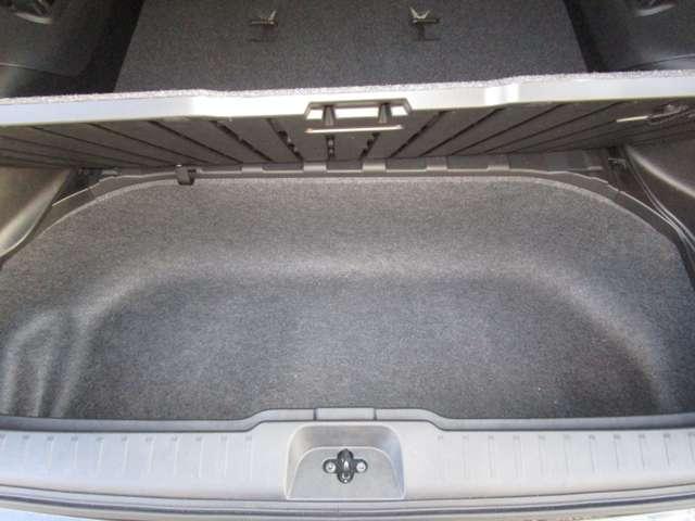 セレナ 2.0 ハイウェイスターV 試乗車 ナビ&AVM・ETC・ドラレコ 両側電動パワースライドドア 地デジフルセグTV 試乗車アップ LKA アイドリングS アダプティブクルコン Bカメラ スマートキー&プッシュスタート 3列シート(44枚目)