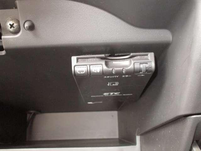 ノート 1.2 X Vセレクション プラスセーフティ パワーウインドウ パワーステアリング ナビ エアコン 記録簿付き メモリーナビ ABS エアバック(9枚目)