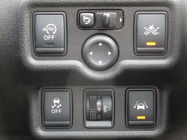 ノート 1.2 X Vセレクション プラスセーフティ パワーウインドウ パワーステアリング ナビ エアコン 記録簿付き メモリーナビ ABS エアバック(14枚目)