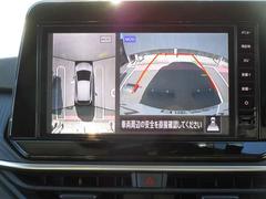 ������鸫�������Ƥ��뤫�Τ褦����֤Ǥ��륢�饦��ɥӥ塼��˥������ָ�����������֤���Ω���ޤ��� 5