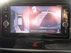 ������鸫�������Ƥ��뤫�Τ褦����֤Ǥ��륢�饦��ɥӥ塼��˥������ָ�����������֤���Ω���ޤ��� 5