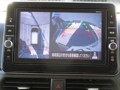 ������鸫�������Ƥ��뤫�Τ褦����֤Ǥ��륢�饦��ɥӥ塼��˥������ָ�����������֤���Ω���ޤ��� 5