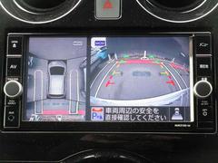 ������鸫�������Ƥ��뤫�Τ褦����֤Ǥ��륢�饦��ɥӥ塼��˥������ָ�����������֤���Ω���ޤ��� 5