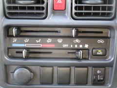 ŹƬ�Ǥ��Ԥ����֤�ڸ���������Ŭ�ˤ����Ѥ���������褦����Ź��ͽ�������դ��Ƥ��ޤ���ͽ���ǽ���֤ʤɤ�Ź�ޤ����ˤ�äưۤʤ�ޤ������ڤˤ��䤤��碌���������� 6