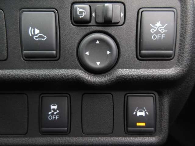 ノート １．２　ｅ－ＰＯＷＥＲ　Ｘ　Ｖセレクション　メモリーナビ（ＭＪ３２０Ｄ－Ｗ）ＴＶ・Ｂｌｕｅｔｏｏｔｈ・ド　アラウンドカメラ　ワンオ－ナ－車　運転席助手席エアバック　エアバッグ　衝突被害軽減装置　ＬＥＤヘッドライト　パワーウインドウ　レーンアシスト　ＥＴＣ　アルミホイール　スマートキー　ドラレコ　Ｂカメラ（14枚目）