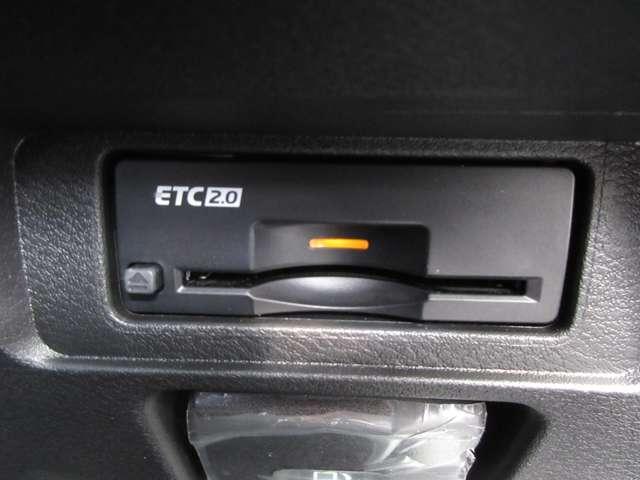 ノート １．２　Ｘ　メモリーナビ（メーカーＯＰ）・Ｂｌｕｅｔｏｏｔｈ・ア　リアカメラ　衝突被害軽減ブレ－キ　全方位カメラ　ＥＴＣ付　ＬＥＤヘッドライト　レーダークルーズ　レーンアシスト　インテリジェントキー　ワンオーナー　ドラレコ　整備記録簿　ワンセグＴＶ　ＴＶナビ　ＡＢＳ（17枚目）