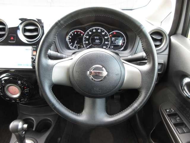 ノート 1.2 メダリスト メモリーナビ(MC312D-W)TV・Bluetooth・ア アラウンドビュモニター Aストップ インテリキー オートエアコン 左右エアバック バックビューモニター メモリーナビ ドラレコ ETC ナビTV パワーウインドー パワステ 運転席エアバッグ ワンセグ(12枚目)