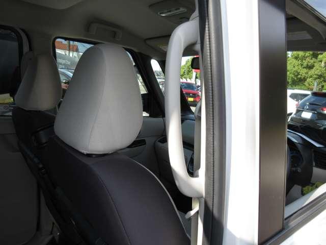 ルークス 660 X 4WD アラウンドビューモニター・衝突軽減ブレー エマブレ 全方位モニター 4WD アイドリングストップ スマートキー キーレス オートエアコン 運転席エアバック 助手席エアバック バックカメラ サイドエアバック パワーウィンドウ 車線逸脱警告(12枚目)