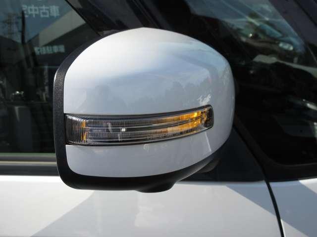 ルークス 660 X 4WD アラウンドビューモニター・衝突軽減ブレー エマブレ 全方位モニター 4WD アイドリングストップ スマートキー キーレス オートエアコン 運転席エアバック 助手席エアバック バックカメラ サイドエアバック パワーウィンドウ 車線逸脱警告(14枚目)