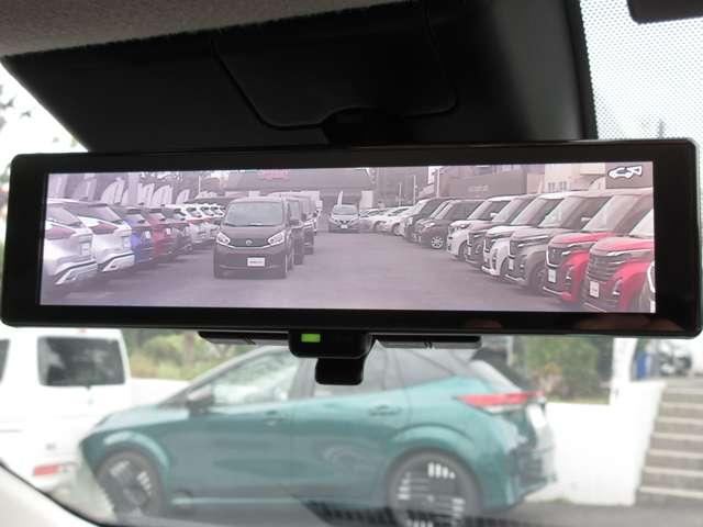 ノート 1.2 X メモリーナビ・TV・Bluetooth・アラウンド リアカメラ 衝突被害軽減ブレ-キ 全方位カメラ ETC付 LEDヘッドライト レーンアシスト インテリジェントキー ワンオーナー ドラレコ 整備記録簿 ワンセグTV TVナビ サイドカメラ キーレス(9枚目)