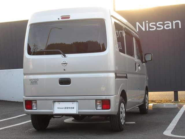 ＮＶ１００クリッパーバン ６６０　ＤＸ　ＧＬパッケージ　ハイルーフ　衝突軽減ブレーキ・踏み間違防止アシスト・　エマージェンシーＢ　パワーウィンド　ＥＴＣ付き　メンテナンスノート　キーレスエントリー　エアコン　ダブルエアバッグ　ワンオーナー　パワーステアリング　運転席エアバッグ　ＡＢＳ　アイドリンクストップ（2枚目）