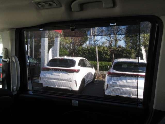 セレナ ２．０　ハイウェイスター　プロパイロット　エディション　メモリーナビ（ＭＭ５１６Ｄ－Ｌ）・ＴＶ・後席モニター　インテリジェントクルーズコントロール　メモリナビ　踏み間違い衝突防止　ＬＤＰ　アルミホイール　１オーナー　サイドエアバック　キーレス　ＬＥＤライト　バックカメラ　ＥＴＣ　ナビ＆ＴＶ　ワンセグ　ＡＢＳ（12枚目）