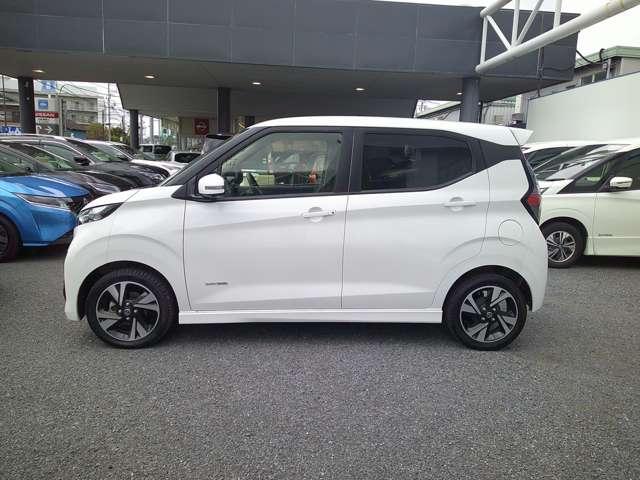 デイズ 660 ハイウェイスターGターボ 4WD 全周囲カメラ ETC2.0 前ドラレコ 4WD インテリジェントエマージェンシーブレーキ 車線逸脱警報装置 フルタイム4WD ドラレコ メモリーナビ LEDランプ インテリキー キーレスエントリー オートエアコン アルミ パワステ ETC ABS(16枚目)