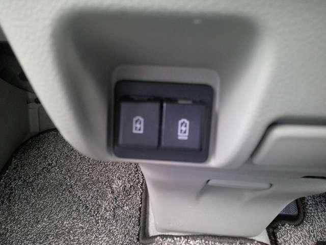 NV100クリッパーリオ 660 E ハイルーフ 左側電動スライドドア 前後ドラレコ ETC2.0 1オーナ バックモニタ- ETC セキュリティアラーム インテリキー オートエアコン ドライブレコーダー 車線逸脱警報システム メモリーナビ 点検記録簿 ナビTV アルミホイール ABS ワンセグ(11枚目)