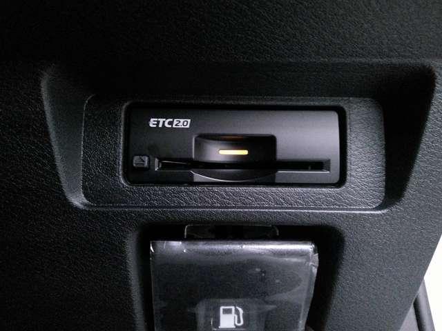 オーラ 1.2 G FOUR レザーエディション 4WD プロパイロット 全周囲カメラ ETC2.0 ワンオ-ナ-車 LKA 試乗車 レザーシート 追従クルコン LEDライト ドライブレコーダー インテリキー 寒冷地仕様 4WD ETC アルミ 記録簿 盗難警報器 キーレスエントリー オートエアコン(11枚目)