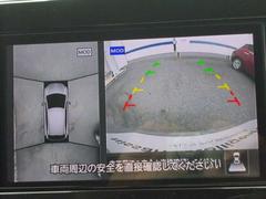 アラウンドビューモニターが付いているので、駐車時等に便利です。 6