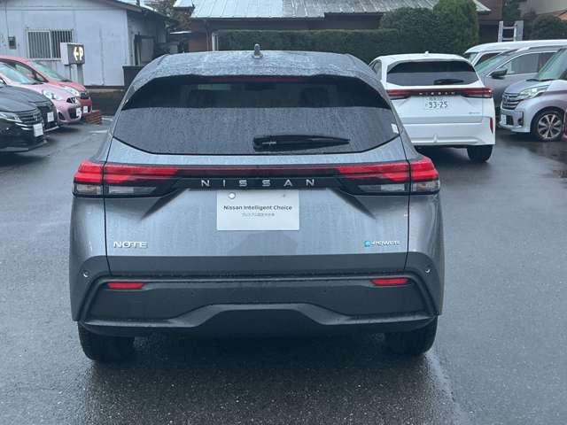 ノート 1.2 X 日産コネクトカーナビ アラウンドカメラ リアカメラ 衝突被害軽減ブレ-キ 全方位カメラ ETC付 LEDヘッドライト レーダークルーズ レーンアシスト インテリジェントキー ワンオーナー 整備記録簿 盗難防止システム ワンセグTV TVナビ(19枚目)