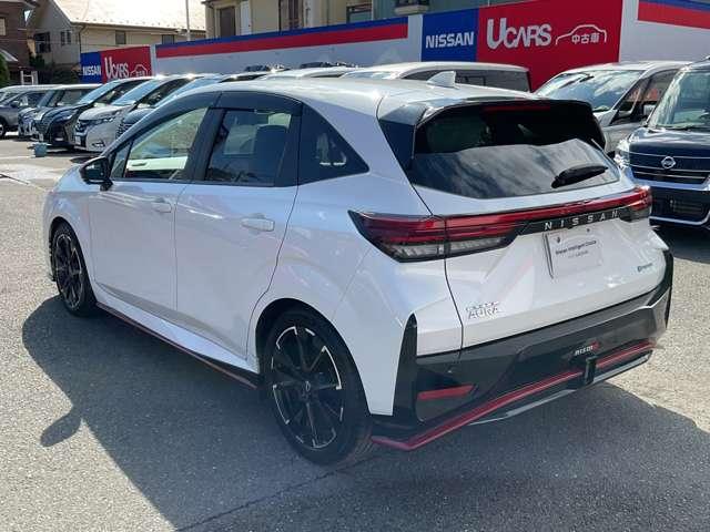 オーラ 1.2 NISMO メモリーナビ アラウンドビューモニター カーテンエアバッグ エマブレ インテリキー ETC 車線逸脱警報 ワンセグ キーフリーシステム ダブルエアバック 定期点検記録簿 アルミホイール 運転席エアバッグ メモリーナビ ナビTV ABS(19枚目)