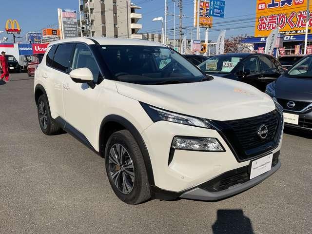 エクストレイル 1.5 X メモリーナビ アラウンドビューモニター アラウンドビューモニター レーンキープアシスト 踏み間違い防止装置 1オーナー LED 盗難防止システム スマートキー レーダークルーズ アルミホイール ETC エアコン パワーステアリング(17枚目)