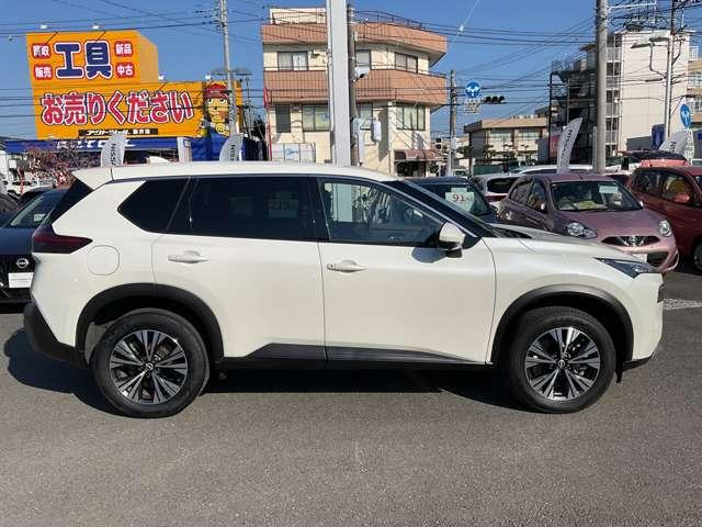 エクストレイル 1.5 X メモリーナビ アラウンドビューモニター アラウンドビューモニター レーンキープアシスト 踏み間違い防止装置 1オーナー LED 盗難防止システム スマートキー レーダークルーズ アルミホイール ETC エアコン パワーステアリング(18枚目)