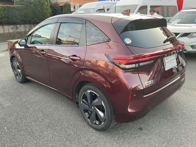 オーラ １．２　Ｇ　レザーエディション　メモリーナビ　アラウンドビューーモニター　ワンオーナ　追突防止　本革　車線逸脱警報装置　ＬＥＤ　ドライブレコーダー　盗難防止　記録簿　バックモニター　ＥＴＣ　インテリジェントキー　メモリーナビゲーション　ＡＷ　キーレスエントリー　ＡＢＳ（20枚目）