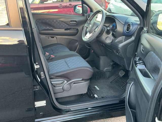 デイズ 660 ハイウェイスターX メモリーナビMJ120D-ルームミラーアラウン ブレーキサポート 全周囲カメラ LED ドライブレコーダー イモビライザー インテリジェントキー ETC バックカメラ ナビTV アイドリングストップ オートエアコン デュアルエアバッグ 記録簿(7枚目)