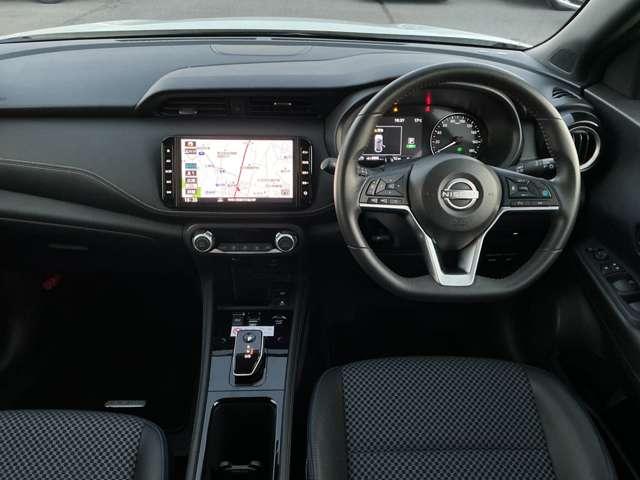 キックス 1.2 X FOUR (e-POWER) 4WD MM323D-L アラウンドカメラ ナビTV LEDライト 踏み間違い防止 アラウンドビュ- 試乗車UP ETC 盗難防止システム 車線逸脱警報 インテリキー バックモニター ワンオーナー オートエアコン 4WD アルミホイール(4枚目)