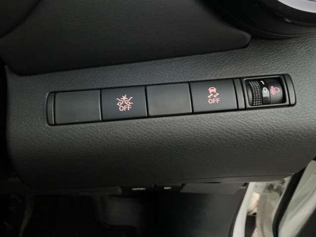 キックス 1.2 X FOUR (e-POWER) 4WD MM323D-L アラウンドカメラ ナビTV LEDライト 踏み間違い防止 アラウンドビュ- 試乗車UP ETC 盗難防止システム 車線逸脱警報 インテリキー バックモニター ワンオーナー オートエアコン 4WD アルミホイール(9枚目)