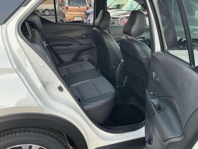 キックス 1.2 X FOUR (e-POWER) 4WD MM323D-L アラウンドカメラ ナビTV LEDライト 踏み間違い防止 アラウンドビュ- 試乗車UP ETC 盗難防止システム 車線逸脱警報 インテリキー バックモニター ワンオーナー オートエアコン 4WD アルミホイール(13枚目)