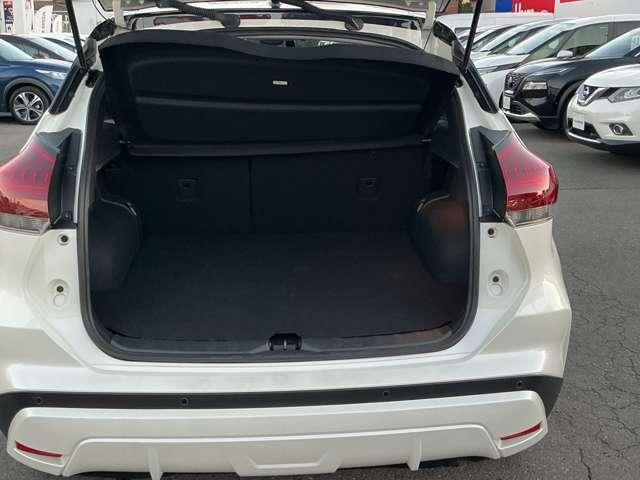 キックス 1.2 X FOUR (e-POWER) 4WD MM323D-L アラウンドカメラ ナビTV LEDライト 踏み間違い防止 アラウンドビュ- 試乗車UP ETC 盗難防止システム 車線逸脱警報 インテリキー バックモニター ワンオーナー オートエアコン 4WD アルミホイール(14枚目)