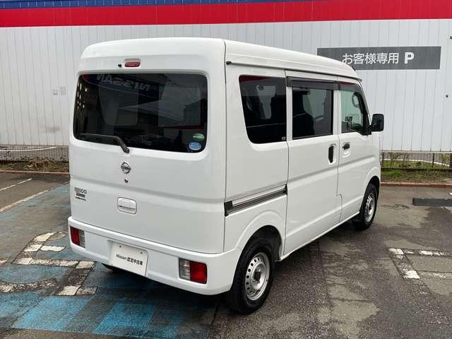 NV100クリッパーバン 660 DX ハイルーフ 5AGS車 メモリーナビ バックカメラ 前後ドラレコ カーナビ バックモニタ- 助手席エアバック キーレスキー ドラレコ メモリーナビ ワンオーナー パワステ付き 運転席エアバック エアコン 整備記録簿 ABS付き(2枚目)