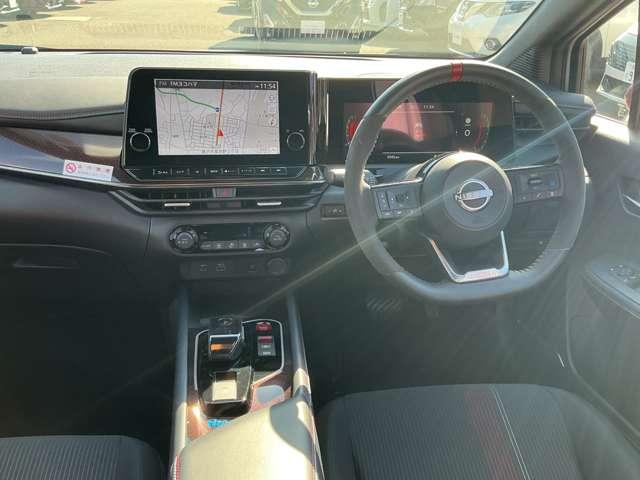 オーラ 1.2 NISMO 日産コネクトカーナビ カーテンエアバッグ エマブレ インテリキー ETC ドラレコ 車線逸脱警報 ワンセグ キーフリーシステム ダブルエアバック 定期点検記録簿 アルミホイール 運転席エアバッグ メモリーナビ 試乗車(4枚目)